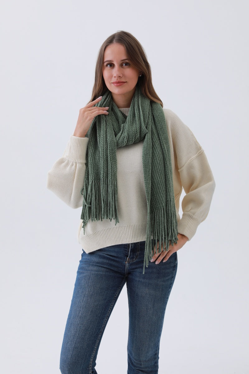 Luxe Chenille Knit Scarf – Plush Tassel Elegance☁️✨