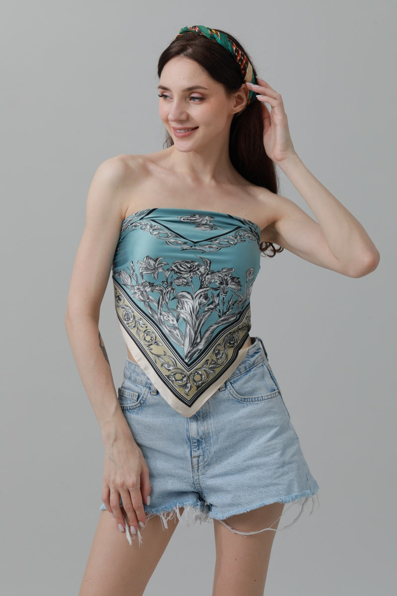 Floral Tulip Scarf – Silk-Style Square Neckkerchief 🌷✨