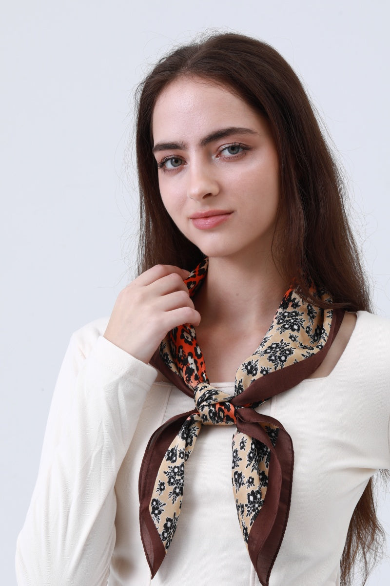 Leopard & Floral Print Bandana – Reversible Style 🌺🐆