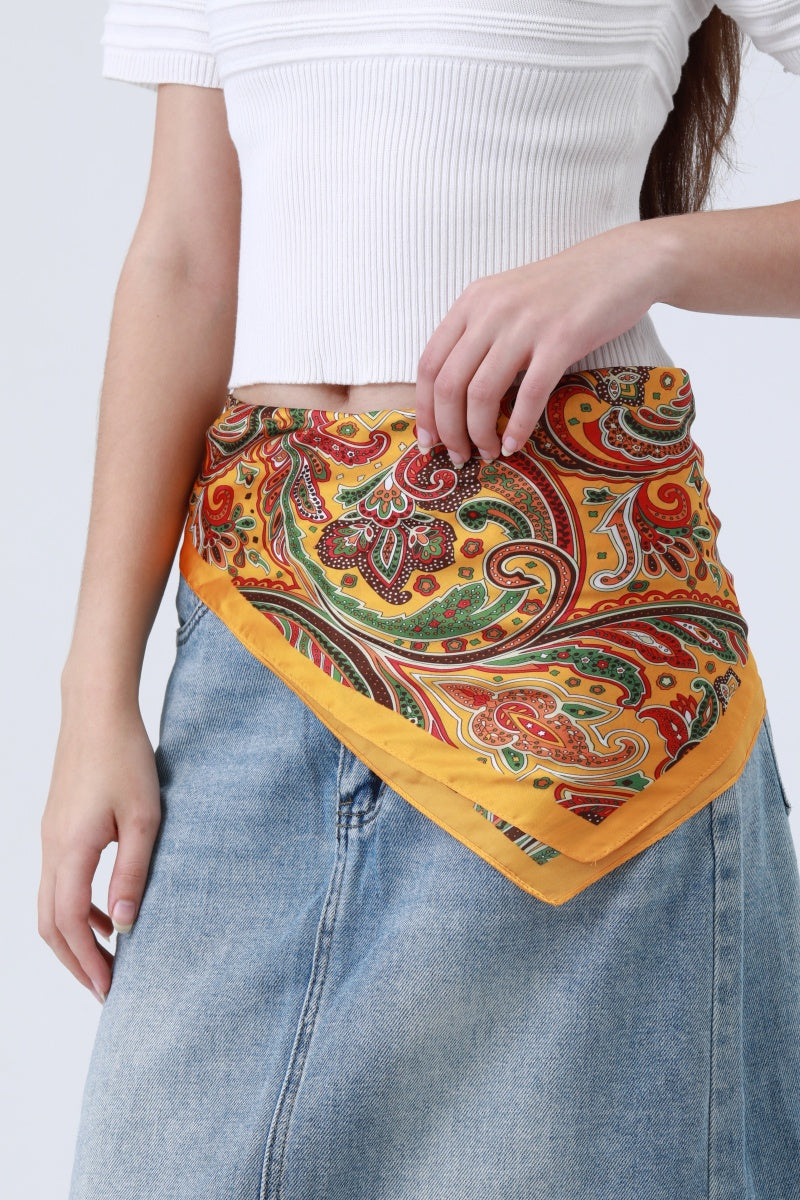 Vintage Paisley Silky Scarf - Timeless Bohemian Accent 🌸🧣