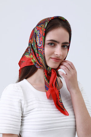 Vintage Paisley Silky Scarf - Timeless Bohemian Accent 🌸🧣