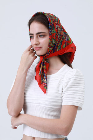 Vintage Paisley Silky Scarf - Timeless Bohemian Accent 🌸🧣