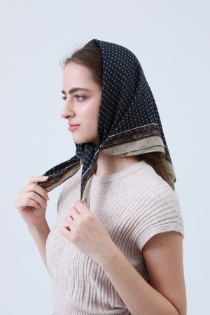 Preppy Paisley Bandana - Cotton-Soft & Versatile 🌸🧣