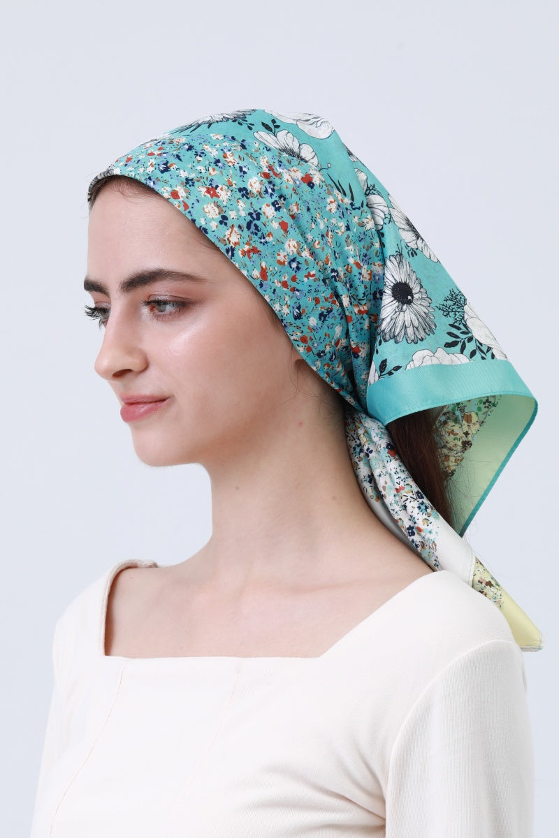 Dual-Tone Gingham Floral Bandana – Reversible Silky Square Scarf 🌸🎀 Leto Collection
