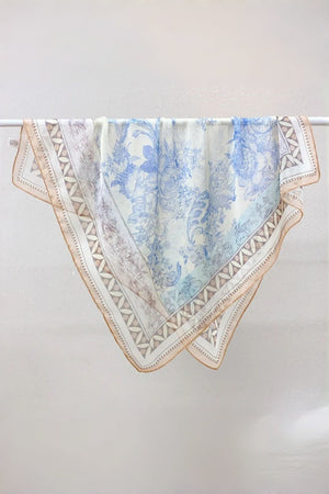 Blooming Floral Square Scarf – Spring & Summer Elegance 🌸🧣 Leto Collection