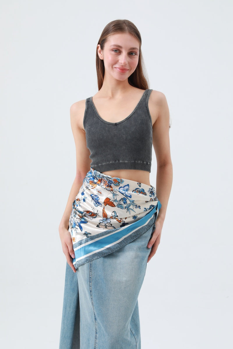 Silky Butterfly Floral Bandana – Summer Staple Scarf 🦋🌸 Leto Collection