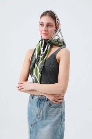 Silky Butterfly Floral Bandana – Summer Staple Scarf 🦋🌸 Leto Collection