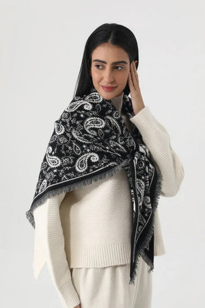 Women Paisley Print Tassel Triangle Warm Shawl Wrap 🪡🌼 Leto Collection
