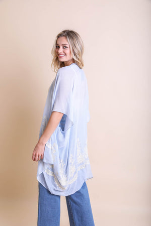 Chic Embroidered Kimono – Sophisticated Floral Design