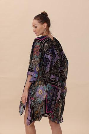 Velvet Bloom Kimono – Luxurious Textures & Artisan Craftsmanship🌸✨