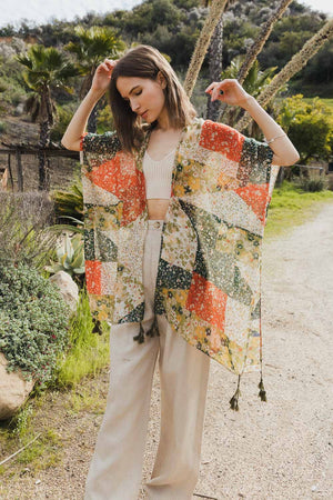 Allover Floral Print Kimono Kimono Leto Collection 