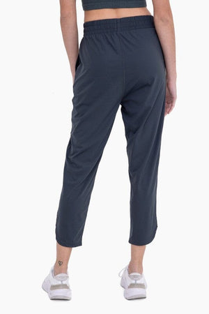 Athleisure Joggers with Curved Notch Hem Mono B 