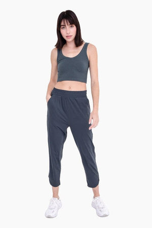 Athleisure Joggers with Curved Notch Hem Mono B 