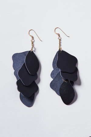 Black Florence Earrings