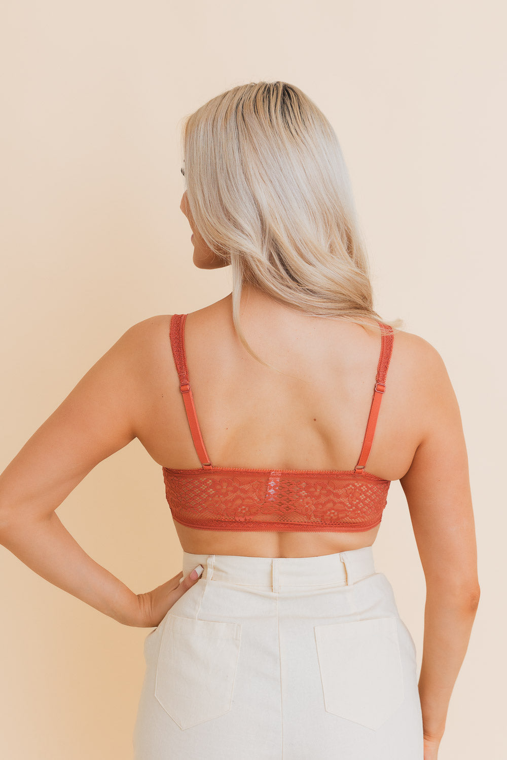 Chic Contours Lace Longline Bralette w/ Underline Small /