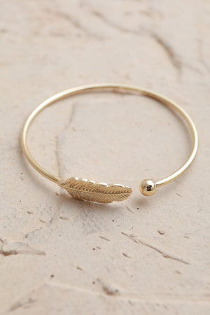 Chic Feather Cuff Jewelry Leto Collection Gold 
