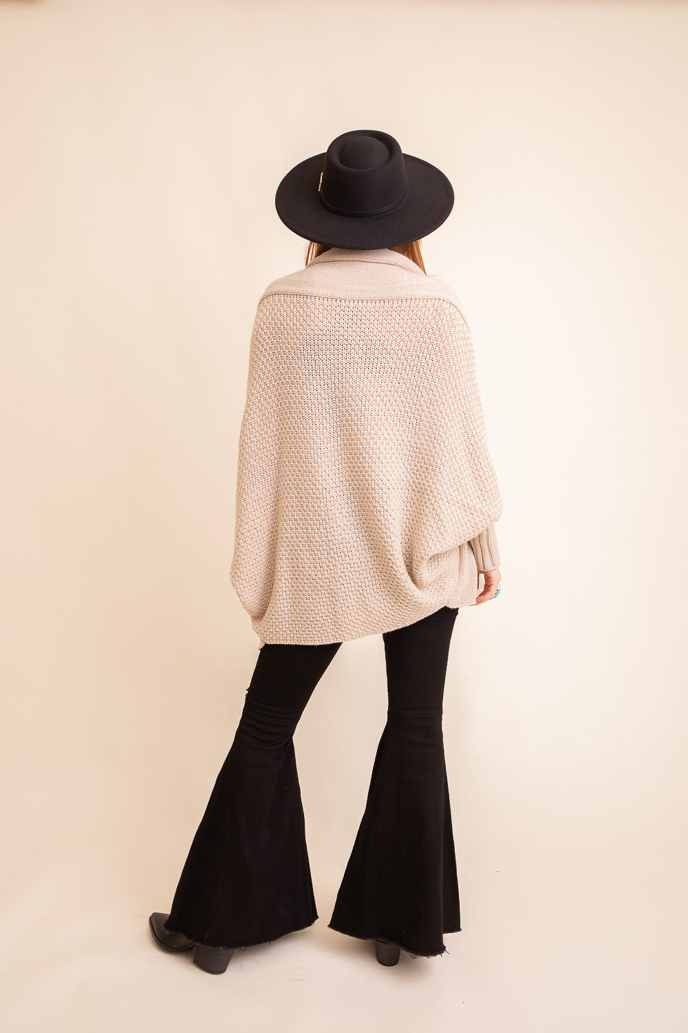 Cuddly Bat Sleeve Knit Cardigan Ponchos One Size / Beige