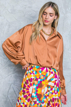 GRACEFUL MOVEMENTS WOVEN TOP