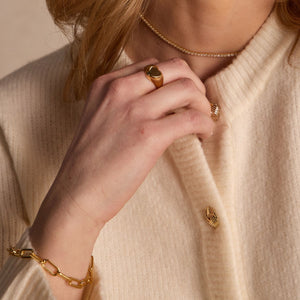 Girlfriend Signet Ring