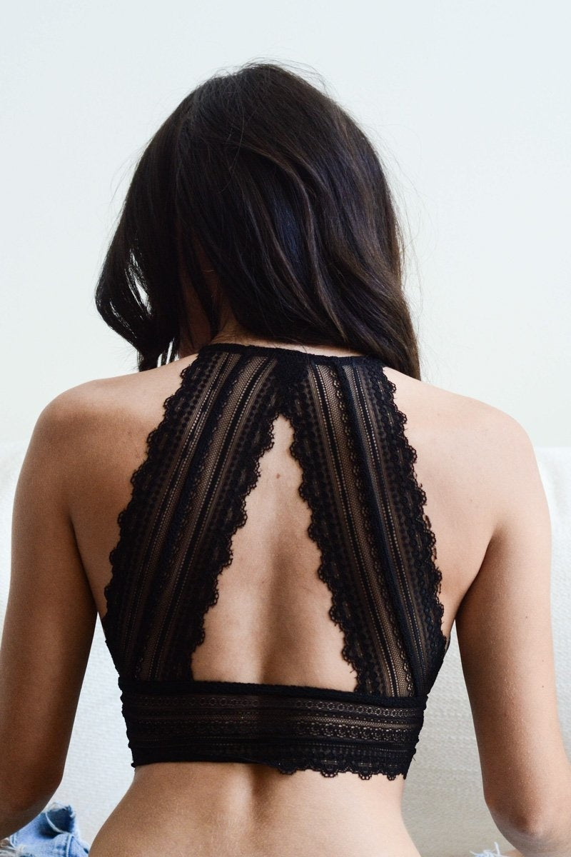 Patterned Lace Keyhole Bralette Small / Black