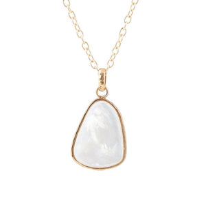 White Mother of Pearl Teardrop Golden Pendant Necklace