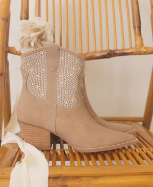 OASIS SOCIETY Cannes - Pearl Studded Western Boots KKE Originals 