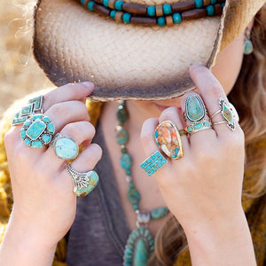 Orange Spiny Oyster and Blue Turquoise Matrix Abstract Golden Ring