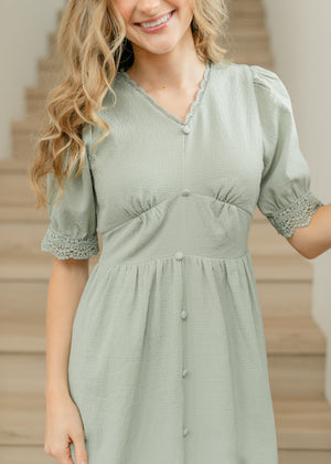 Scarlet Scalloped Lace Maxi Dress