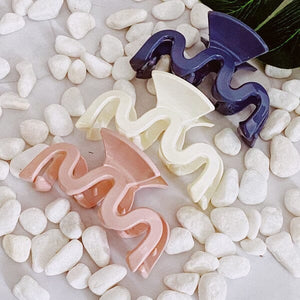 Style Wave Hair Claw Set Of 3 Ellison and Young 
