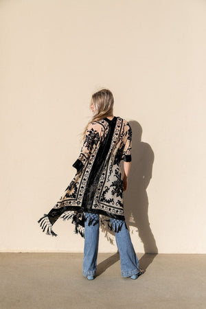 Velvet Mesh Tapestry Kimono Ponchos Leto Collection 