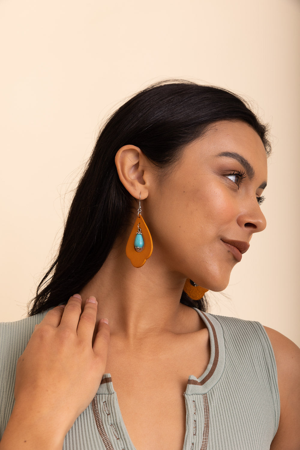 Western Leather Cutout Earrings w/ Turquoise Stone Jewelry