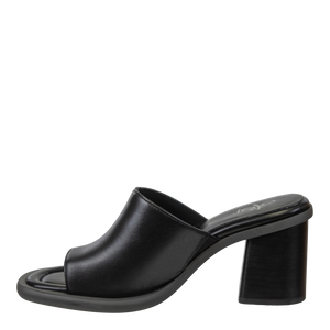 OTBT - BRAVURA in BLACK Heeled Sandals