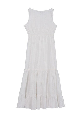 Embroidered white V neckline tiered dress Lilou 