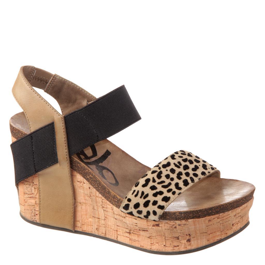 Bushnell in Desert Wedge Sandals Women s Shoes by OTBT Knitted